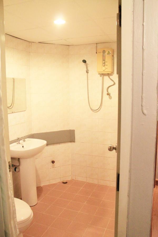 โรงแรมเรือนทิพย์ เชียงราย Ruean Tip Hotel 部屋 写真