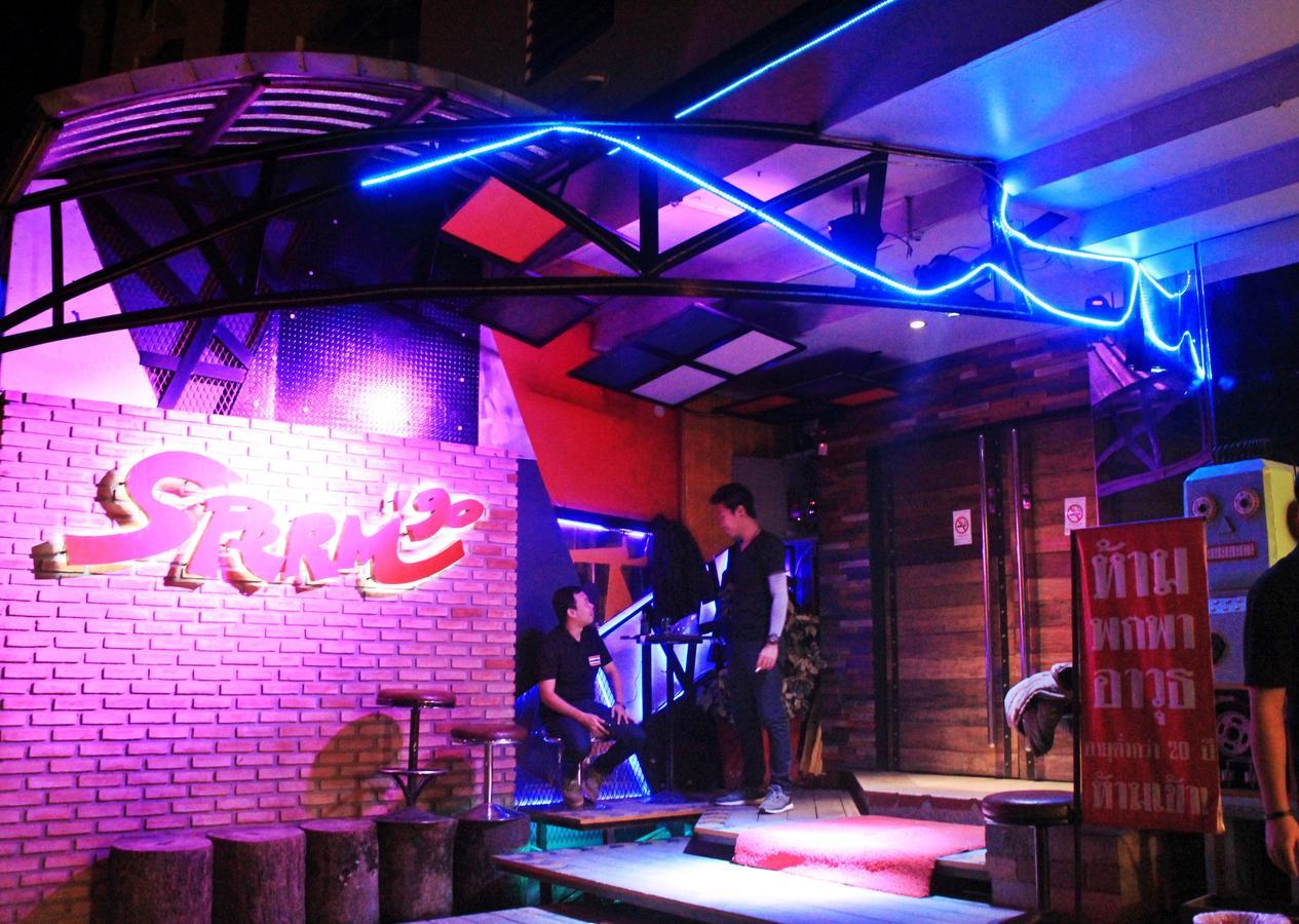 โรงแรมเรือนทิพย์ เชียงราย Ruean Tip Hotel エクステリア 写真