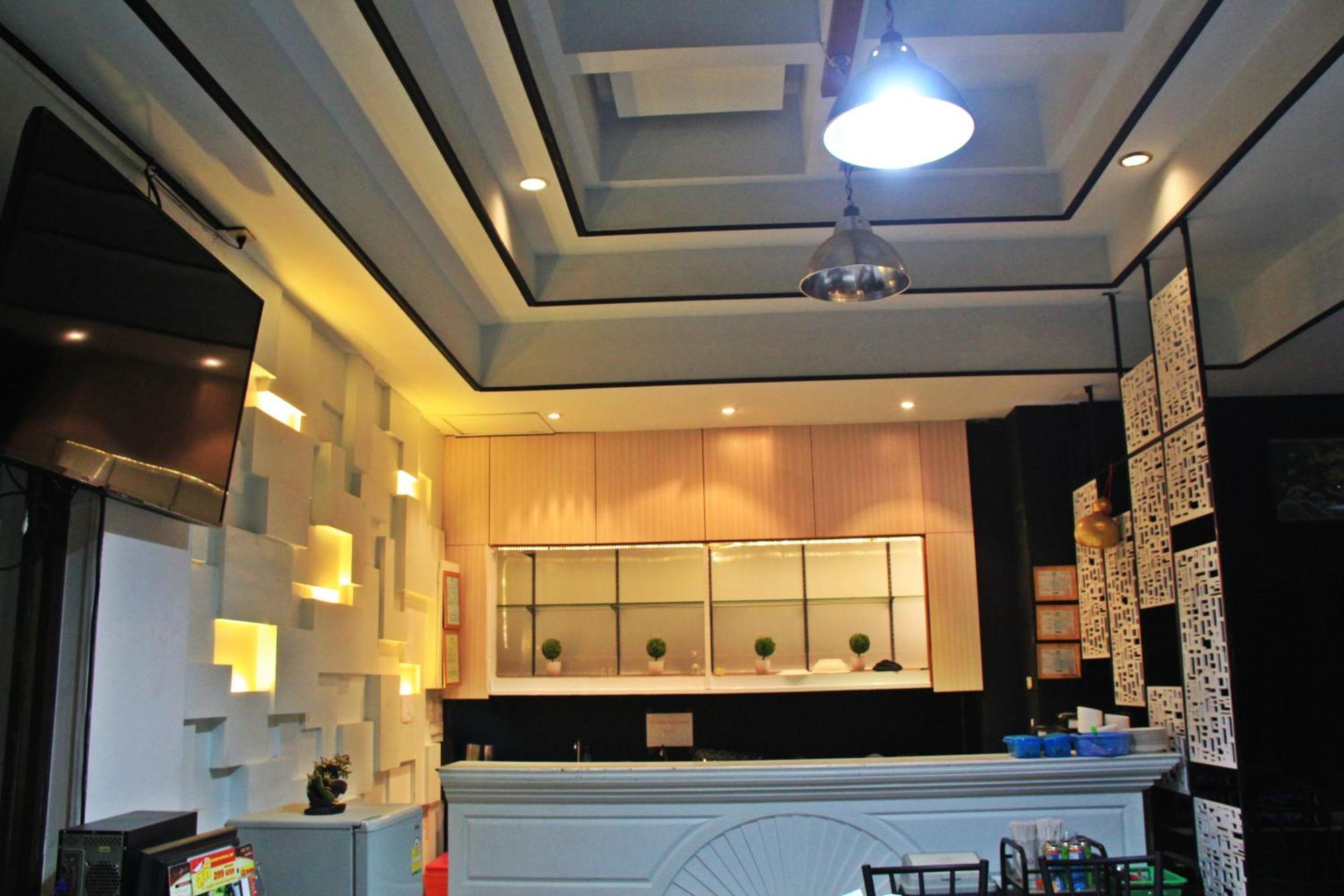 โรงแรมเรือนทิพย์ เชียงราย Ruean Tip Hotel エクステリア 写真