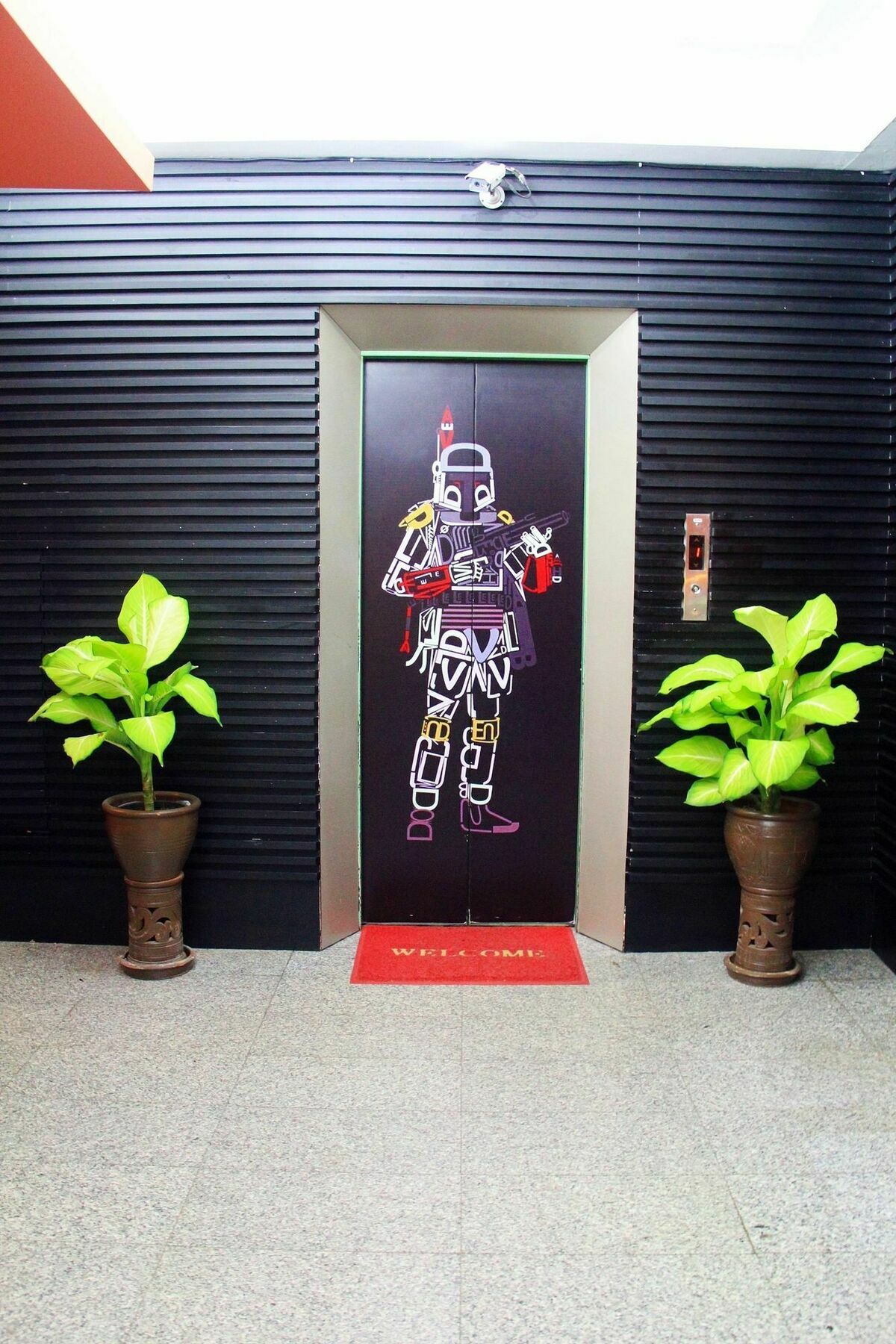 โรงแรมเรือนทิพย์ เชียงราย Ruean Tip Hotel エクステリア 写真