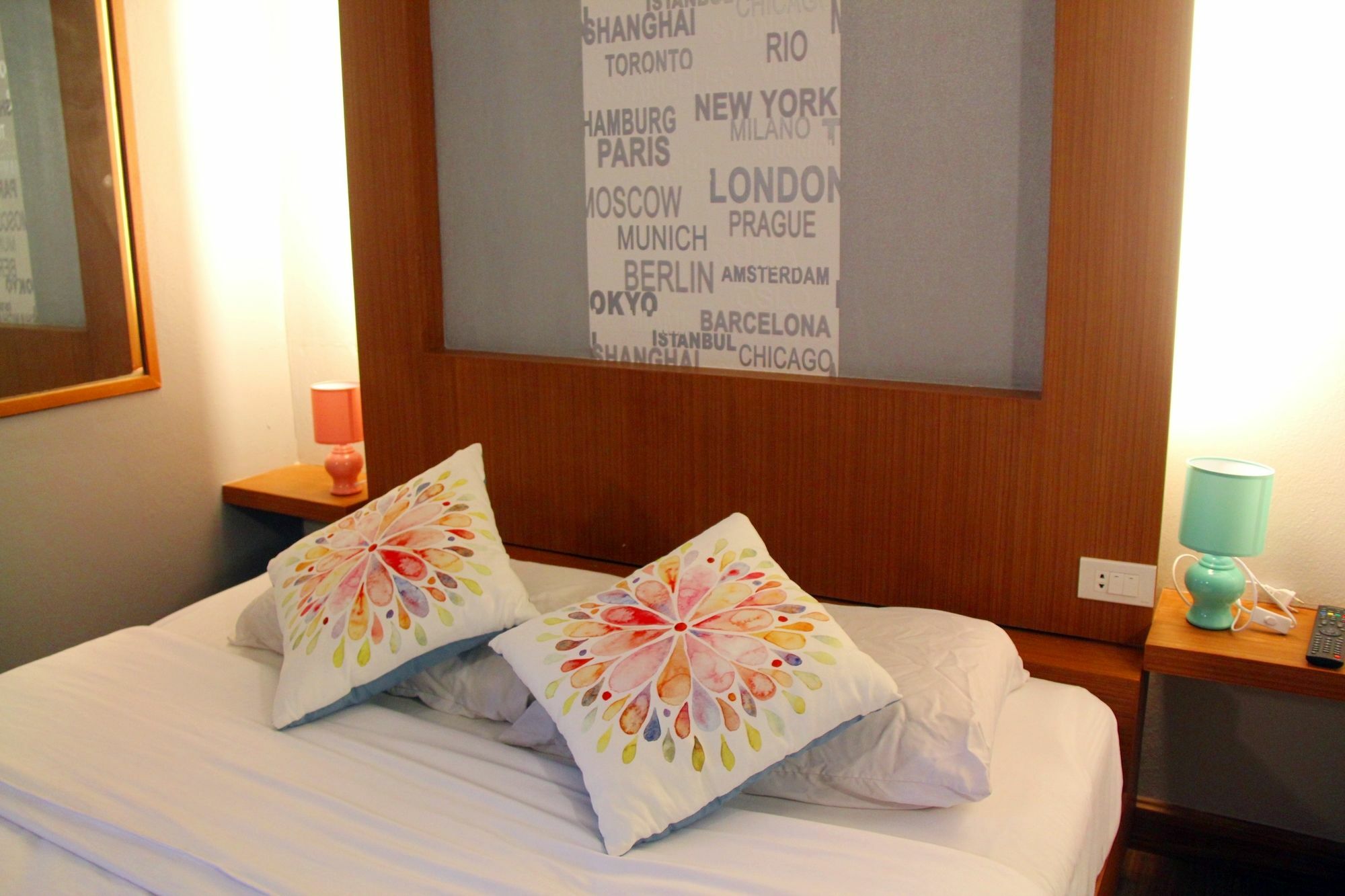 โรงแรมเรือนทิพย์ เชียงราย Ruean Tip Hotel エクステリア 写真